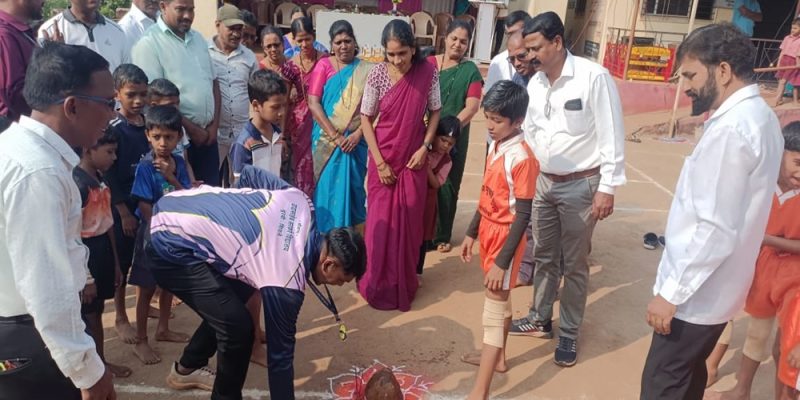केंद्र स्तरीय क्रीडा महोत्सव २०२५ शाळा तेऱ्ये नं.१ येथे संपन्न झाला