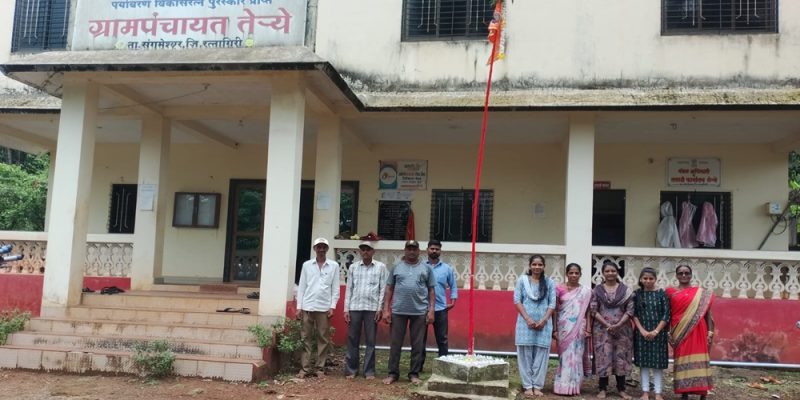 ग्रामपंचायत भवन (4)